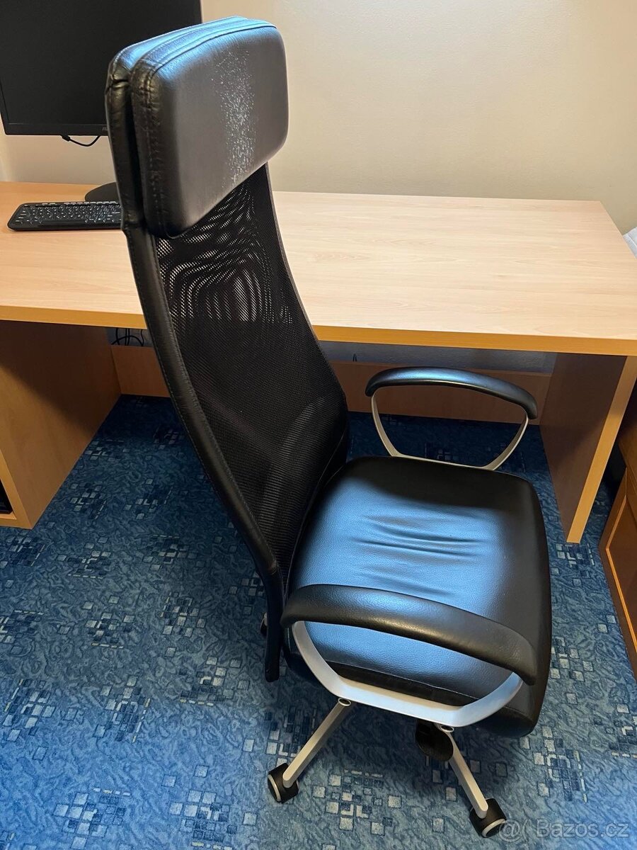 Stůl s prostorem pro počítač, buk - 9