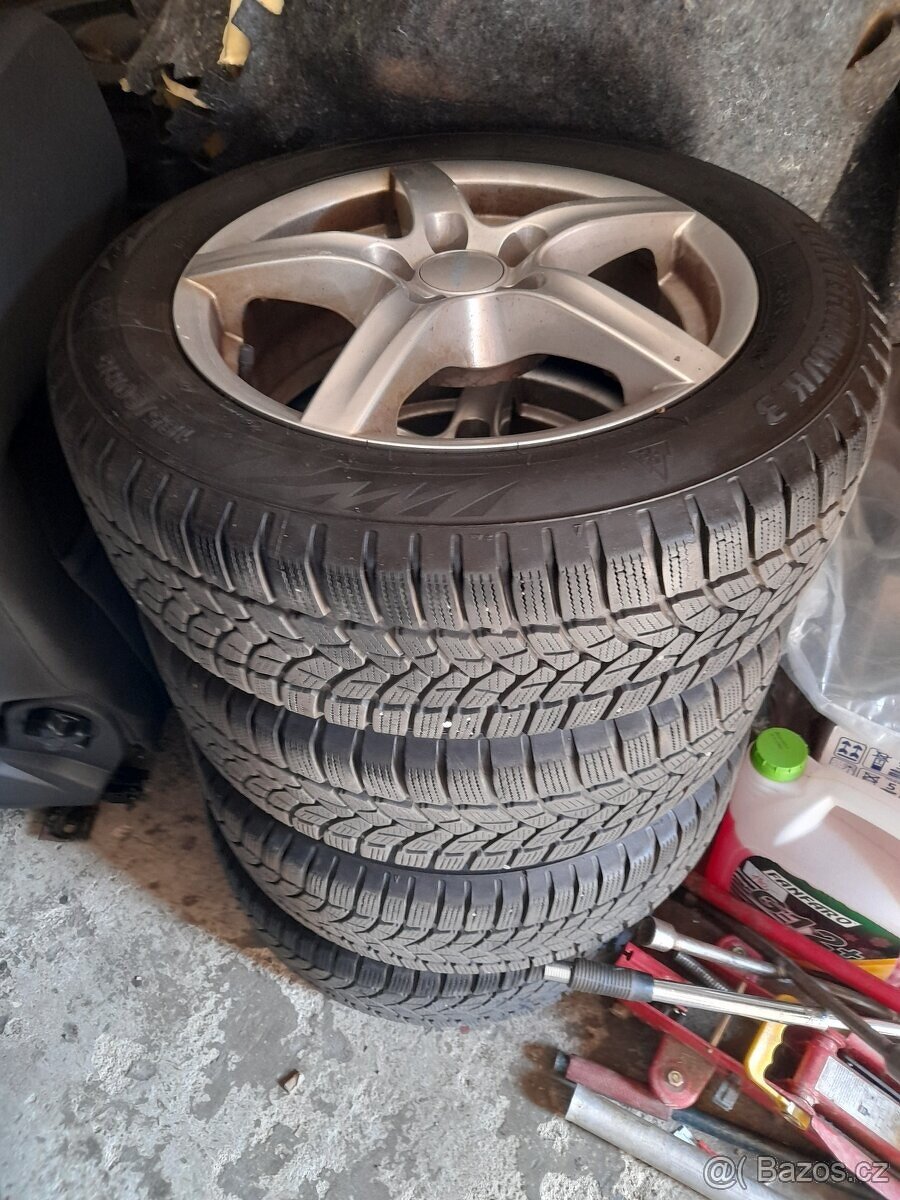 ŠKODA RAPID 1.2 TSI 63KW,2015,96.800KM,NEZ.TOPENÍ,TAŽNÉ - 9