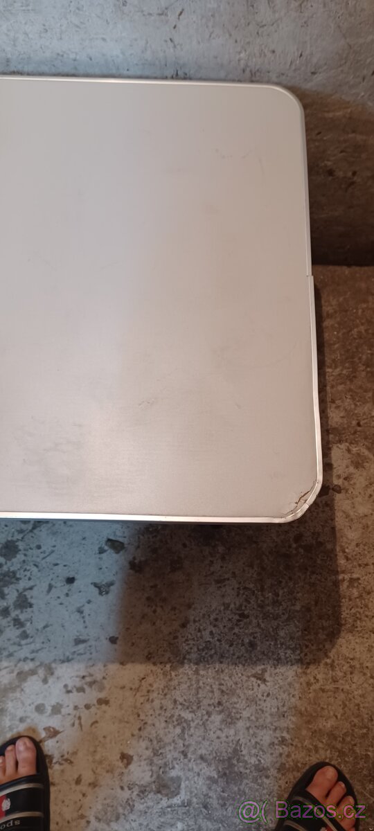 Kempingový stůl - 9