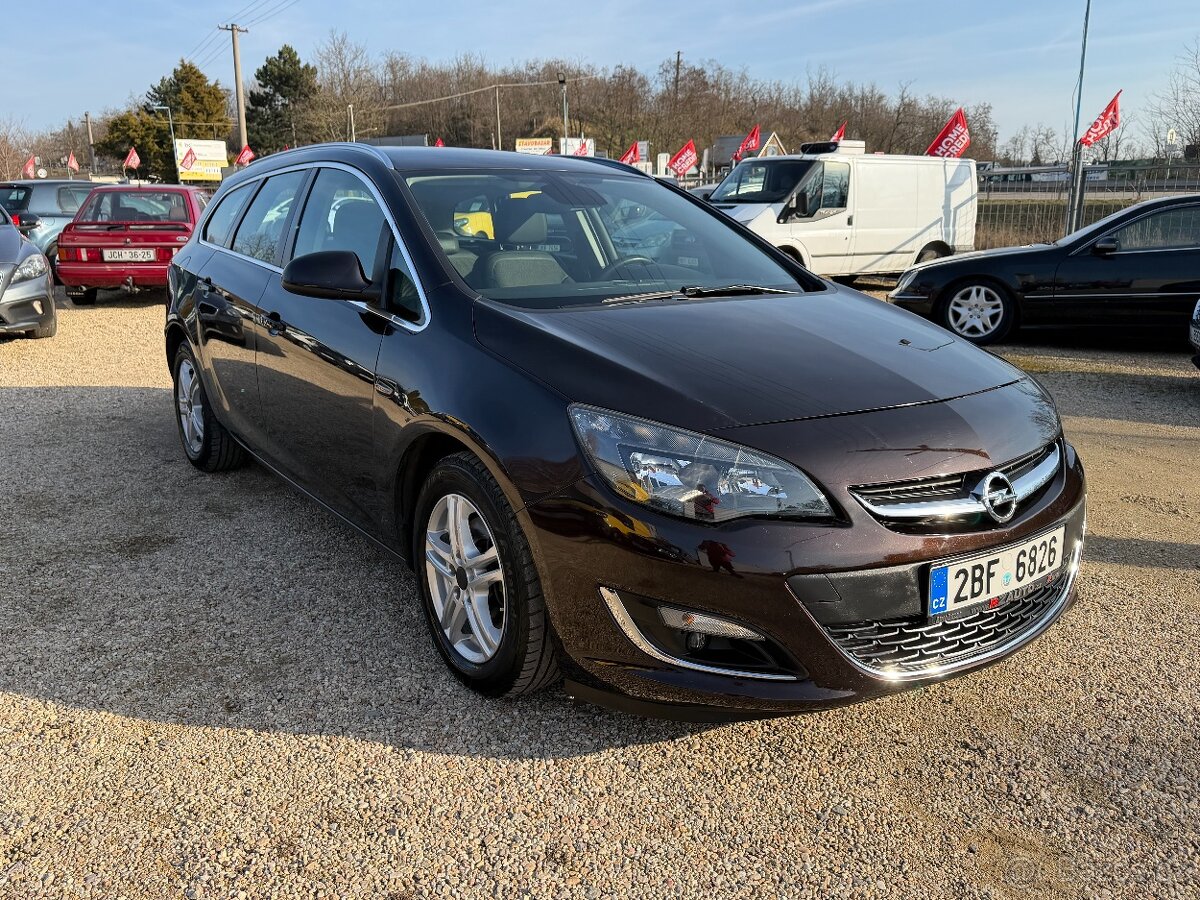 Opel Astra, 1.7CDTI 81KWVýhřev.SedadelNo - 9