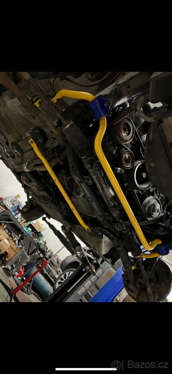 BMW E36 318is 103kW - 9