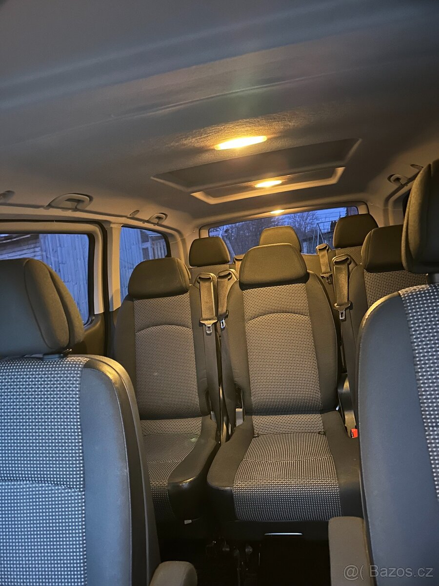 K PRONÁJMU - Minibus Mercedes Vito (8 míst) - 9