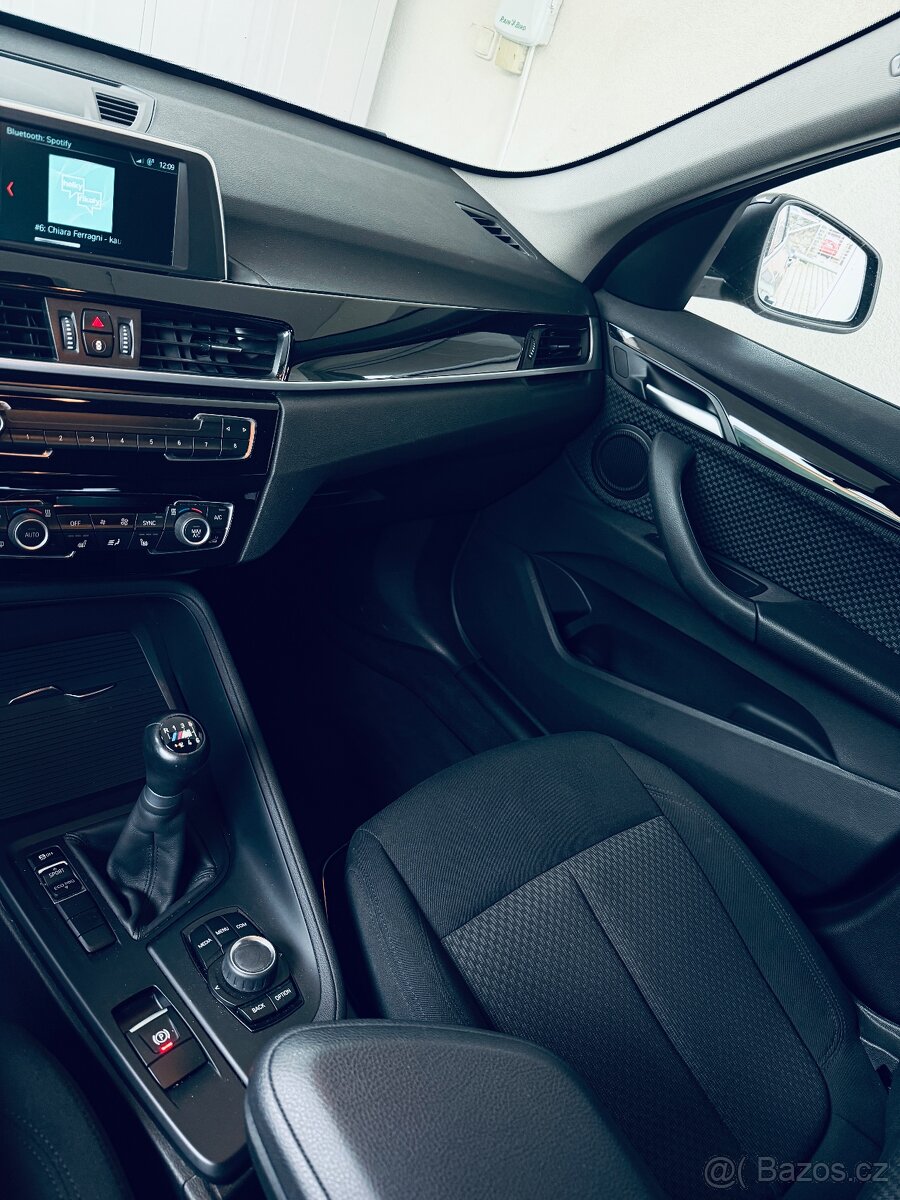 BMW X1 sDrive 18i - 9