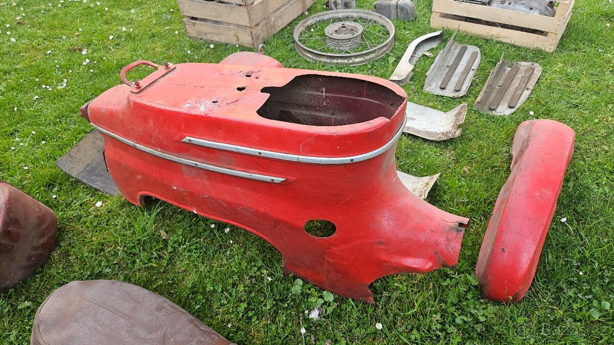 Jawa pionýr - 9