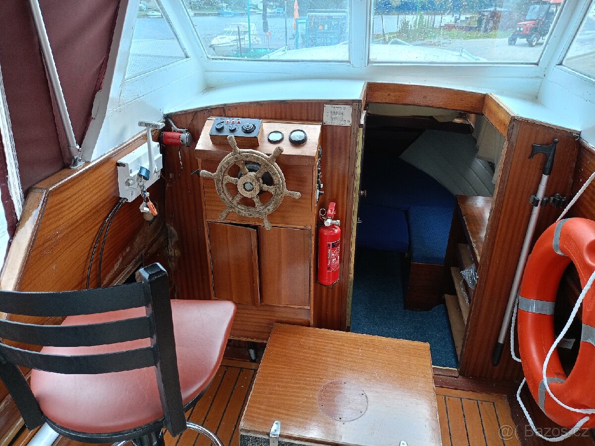 Kajutová loď diesel. - 9