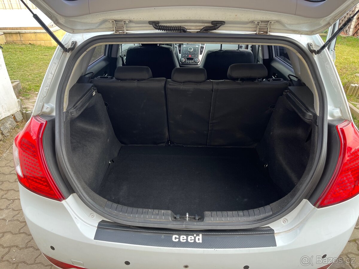 KIA Cee’d 1.4 - 9