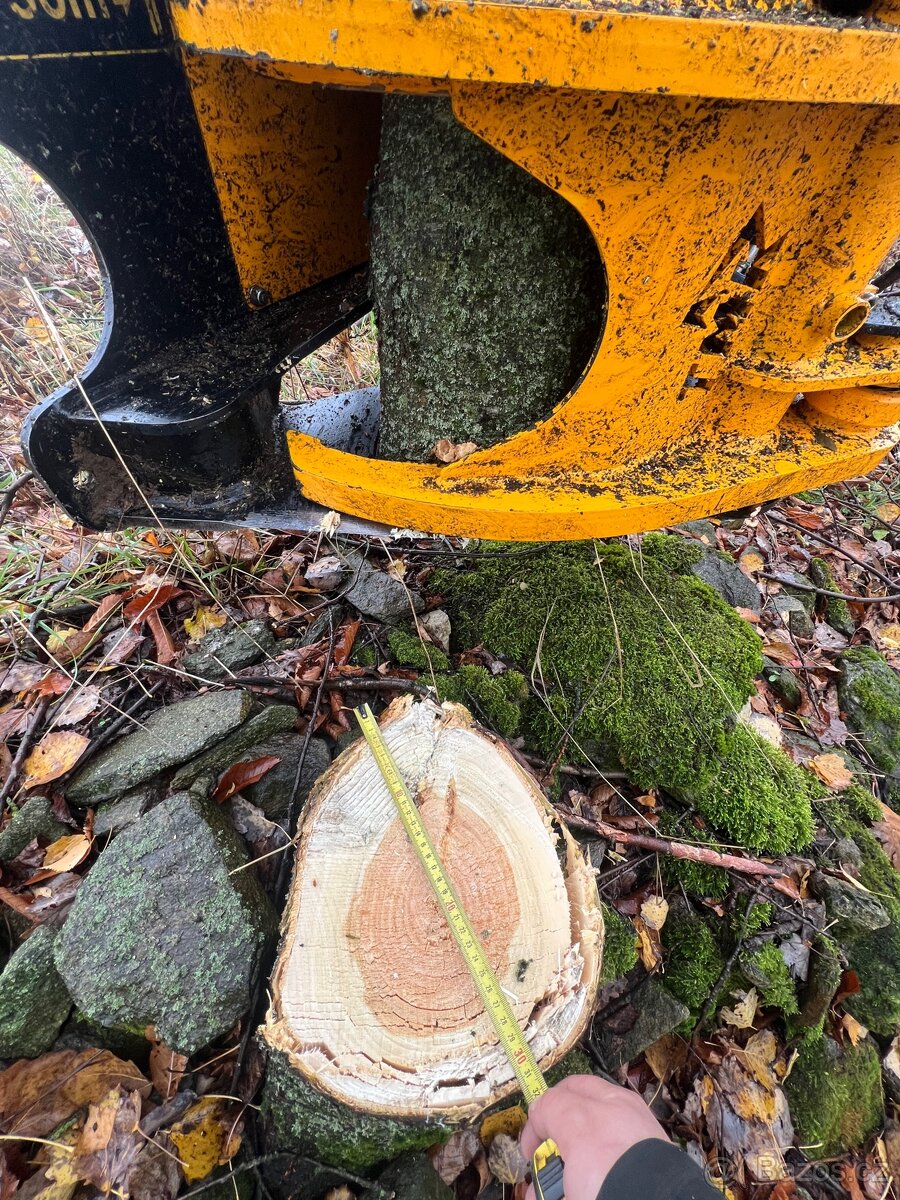 Nůžky na bagr TMK 300 - 9