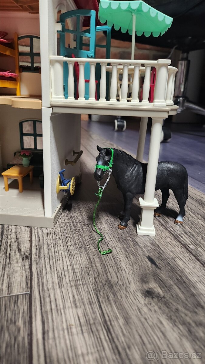 Schleich 42416 velký dům.. - 9