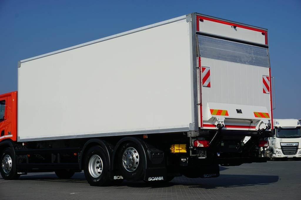 SCANIA P360/E6/Chladí,mrazí,topí/18palet - 9