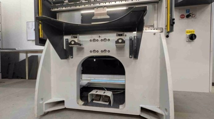 Servoelektrický lis DYNA-PRESS 24/12 PLUS od LVD - 9