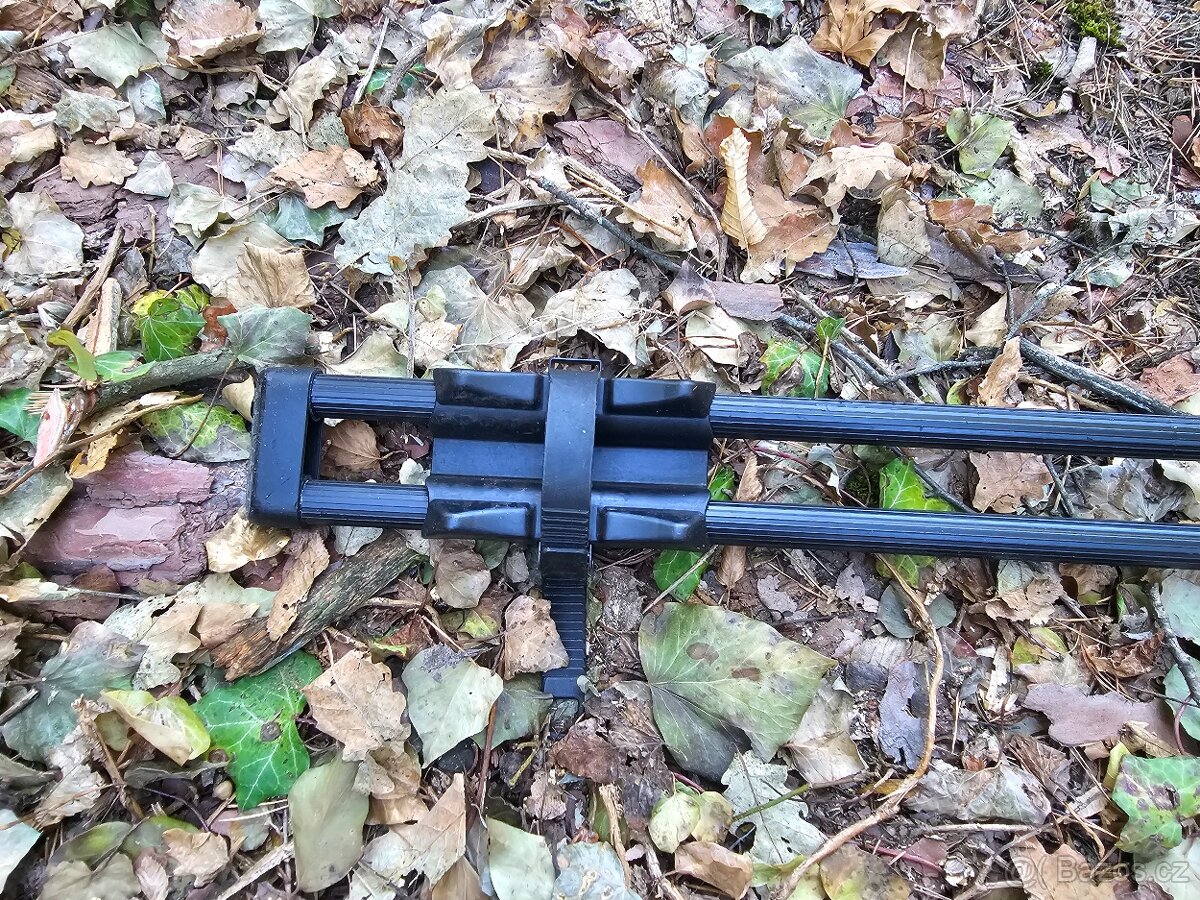 Zamykatelné střešní příčníky + nosič kol– Škoda Thule - 9