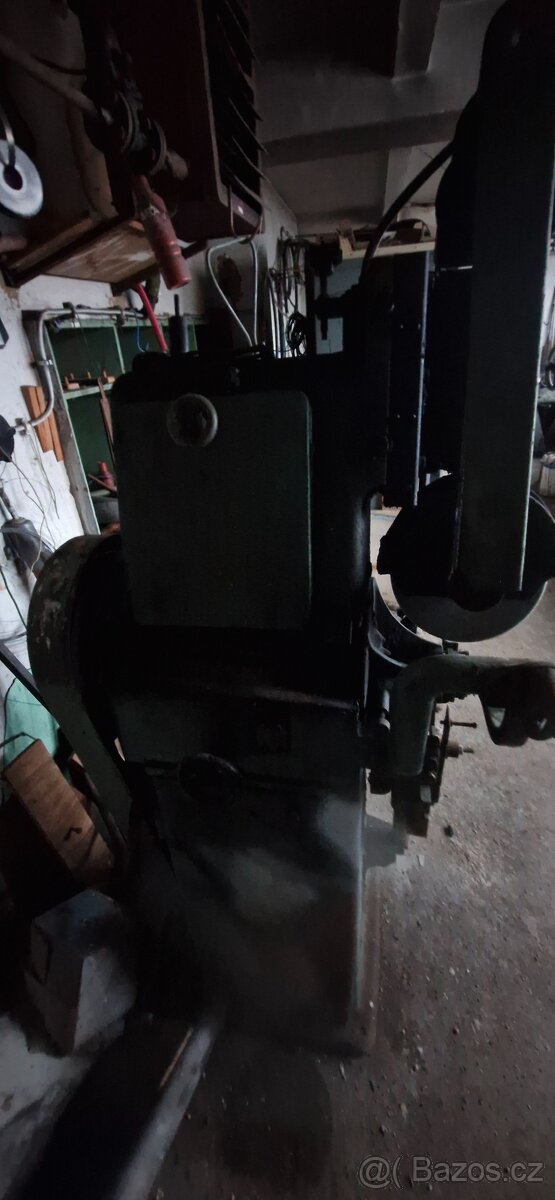 Prodám soubor 3 brusnych strojů Vollmer - 9