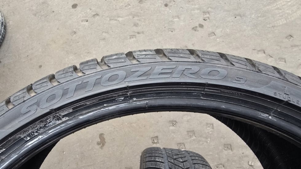 Zimní pneu 245/30/20 Pirelli - 9