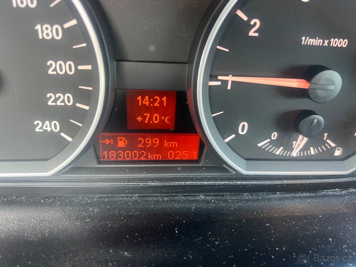 Prodám BMW 1,1.6 benzín - 9