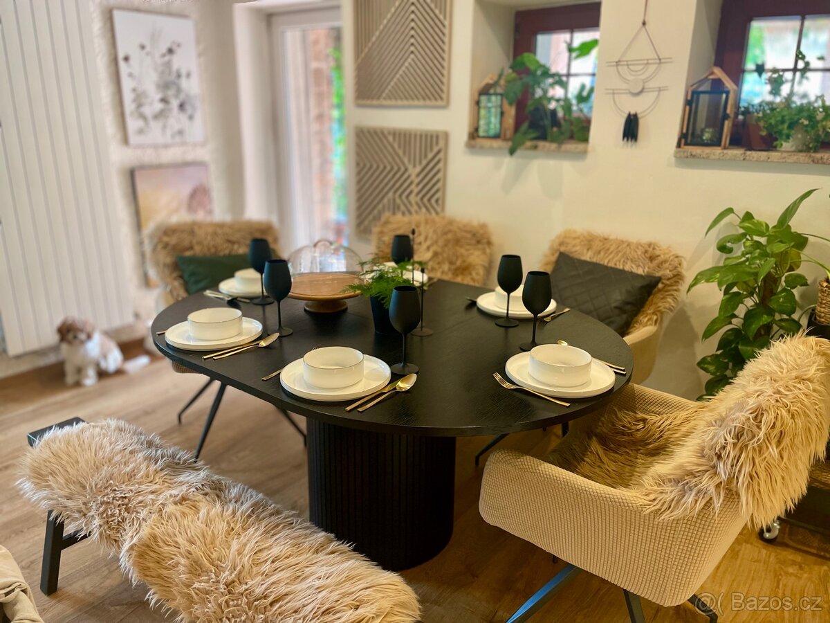 Kulatý rozkládací jídelní stůl Malaga, dekor dub, 115–155 cm - 9