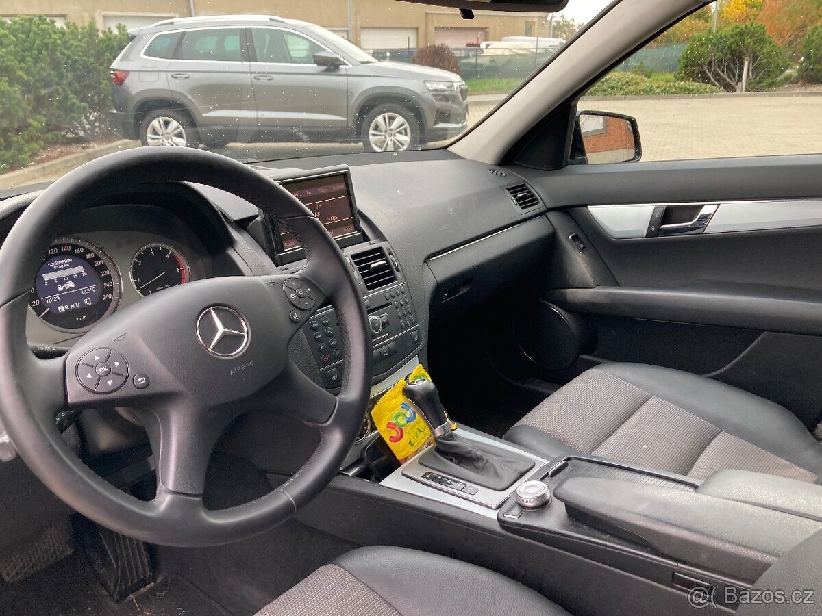 Mercedes Benz C w204 320cdi 165kW Avantgarde,Navigace,Kůže - 9