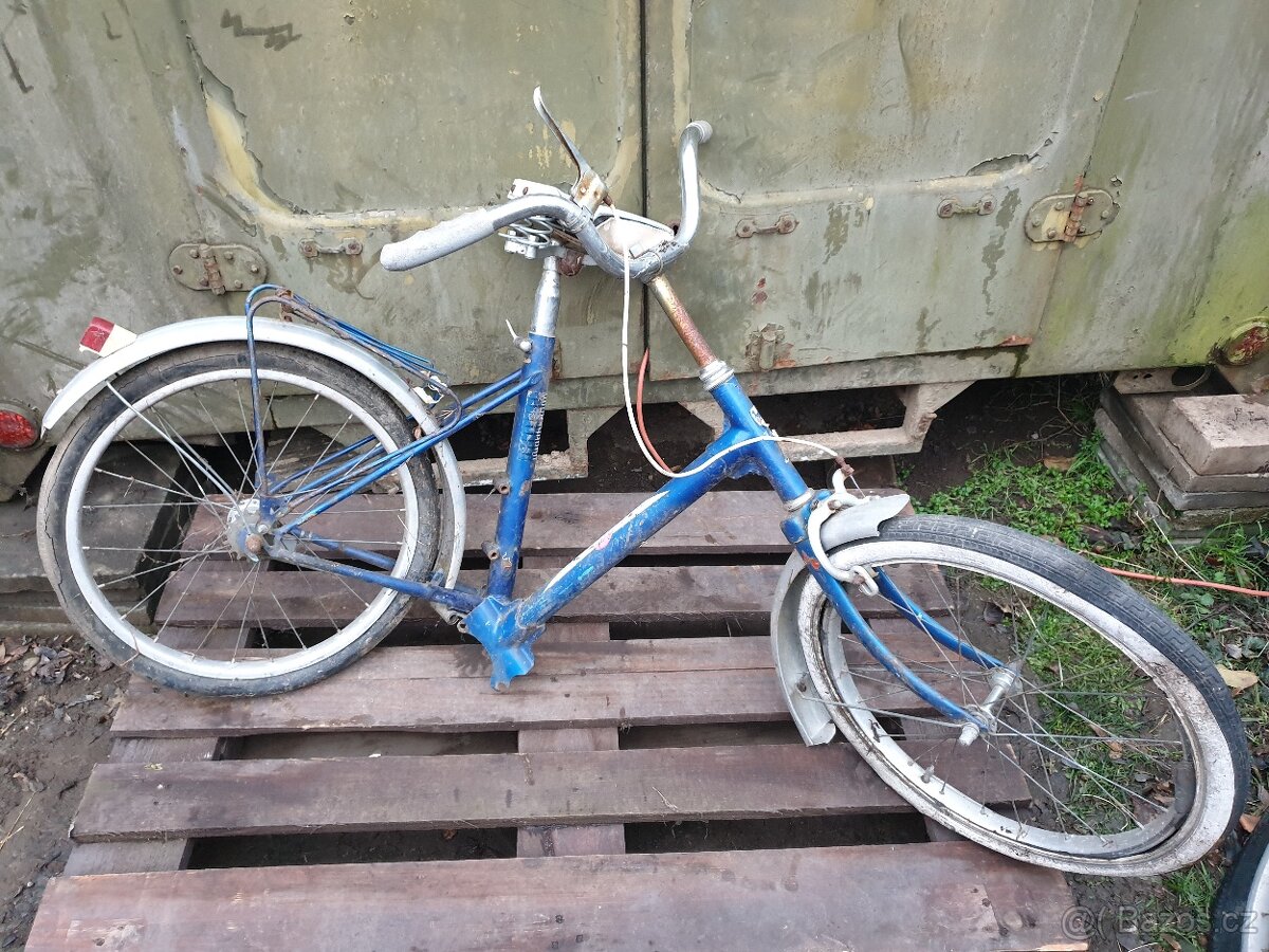 Skládačka 3 kusy origo na renovaci - 9