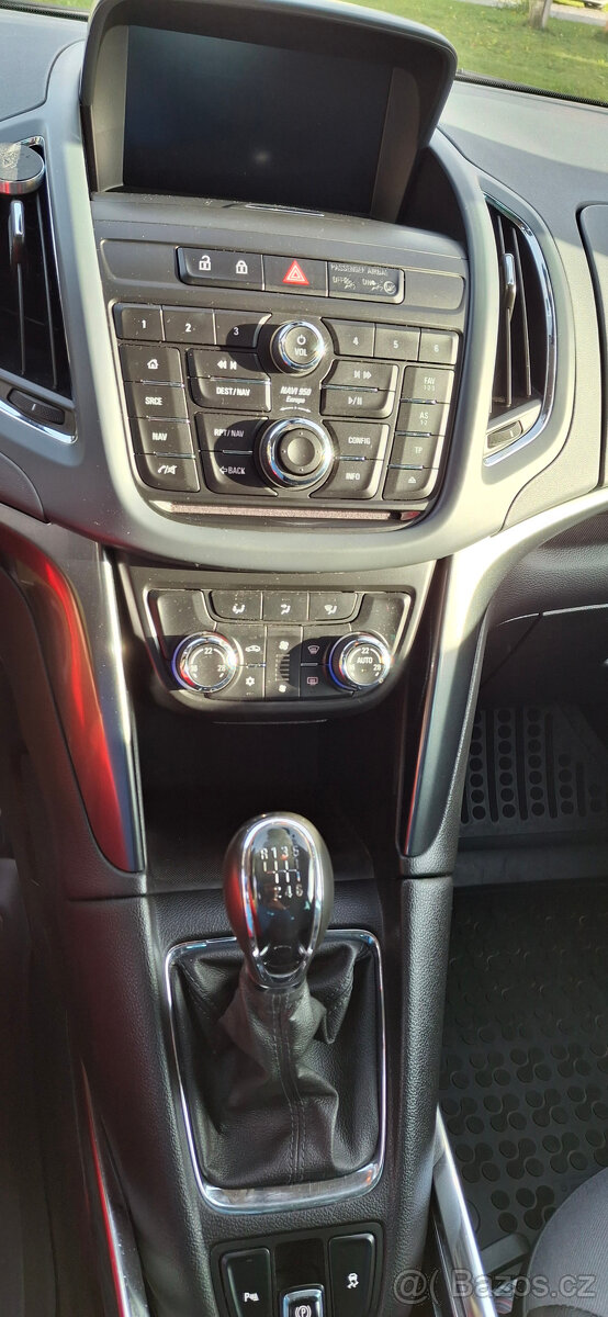 Opel Zafira "C" Tourer 2014 2.0 CDTI 121 kw - 9