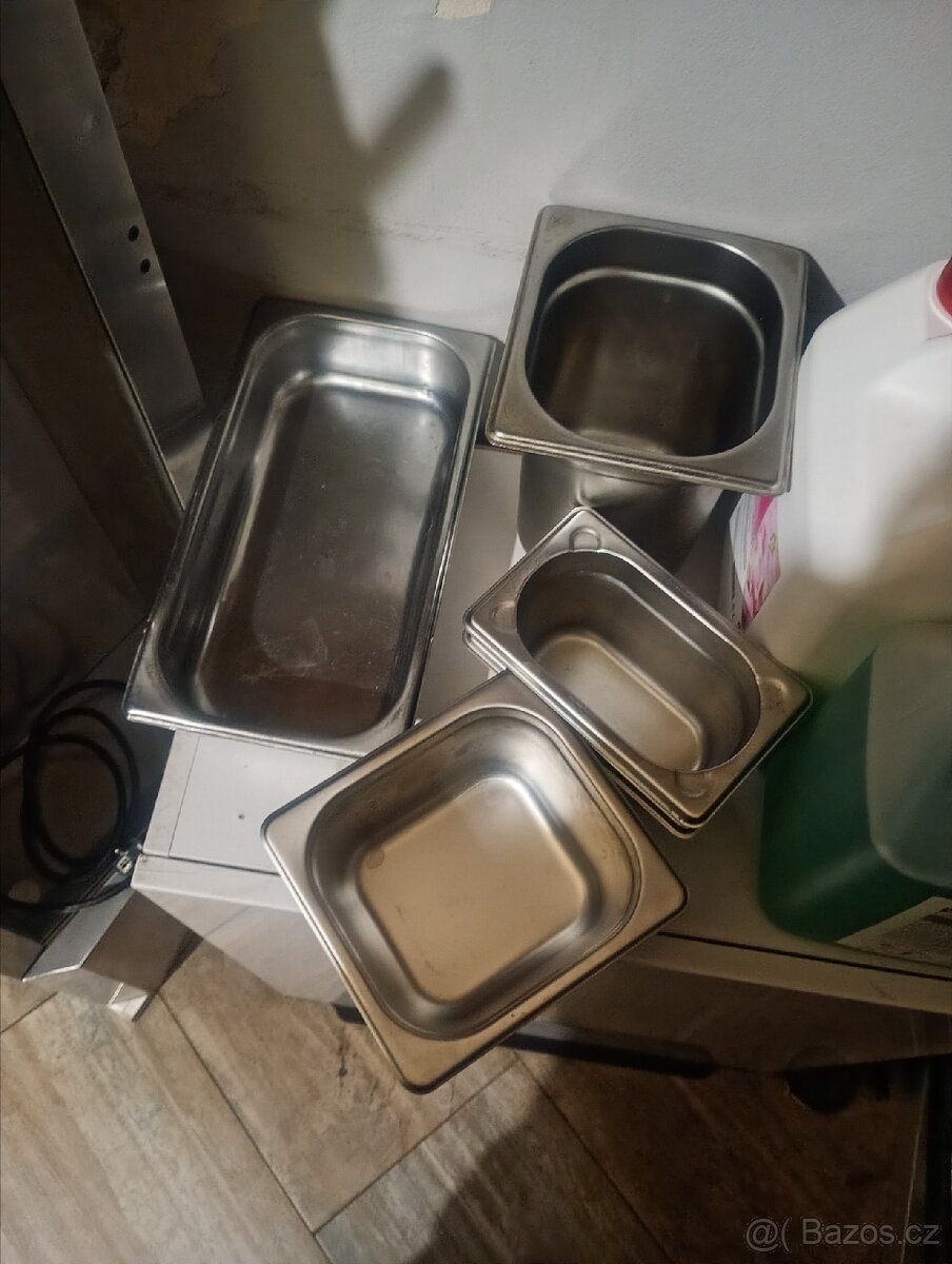 Chladící vitrína Red Fox - 9