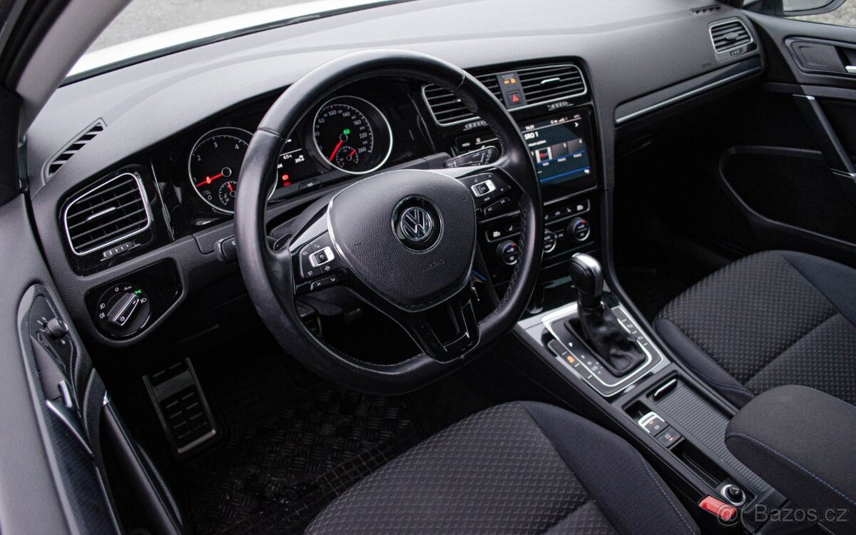 Volkswagen Golf Variant 2.0 TDI Edition United DSG - 9