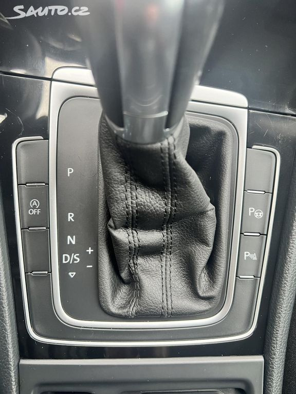 🚗 Volkswagen Golf VII IQ.DRIVE 1.6TDi 85KW DSG - 9