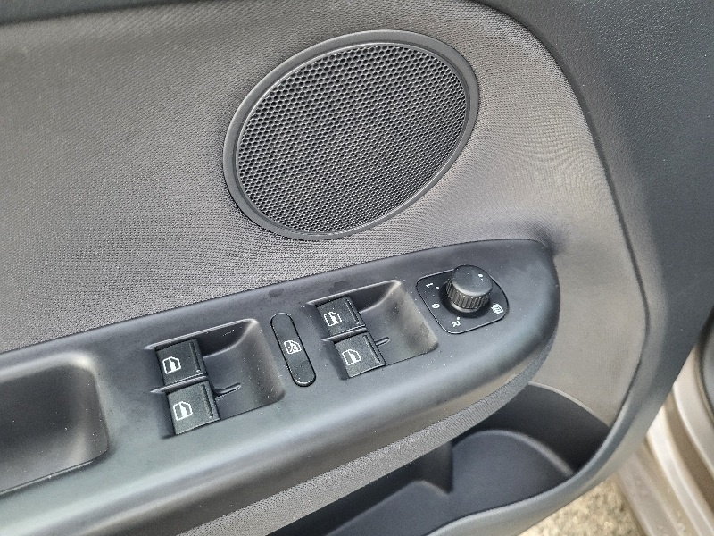 VW GOLF PLUS 1.4 TSi MATCH, DSG, 90KW, ZÁRUKA KM ROK 2012 - 9