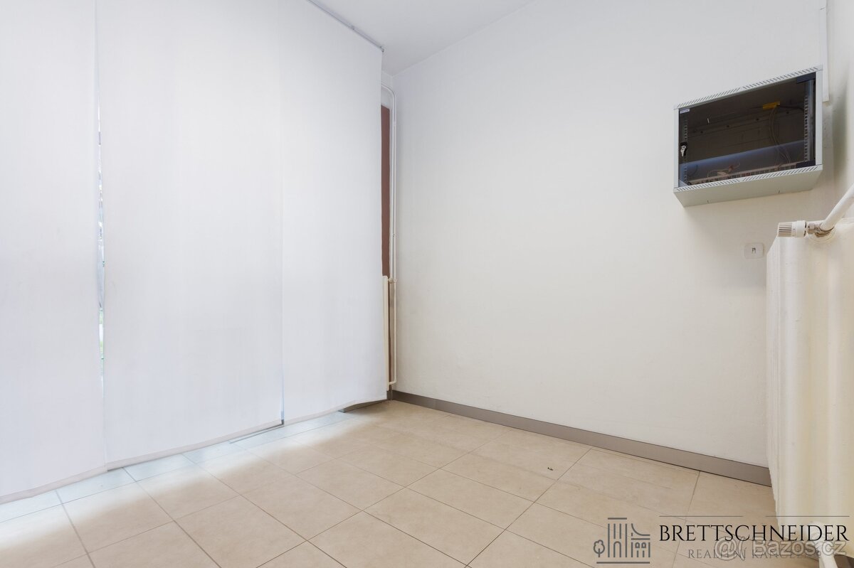 Pronájem obchodního prostoru 110 m², ul. Obránců míru, Kopři - 9