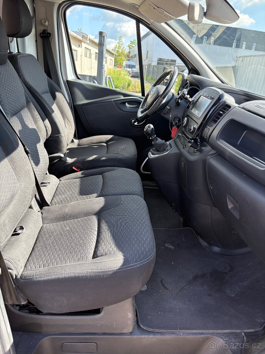 Opel Vivaro,L2 H1,Kamera,Tažné zařízení - 9