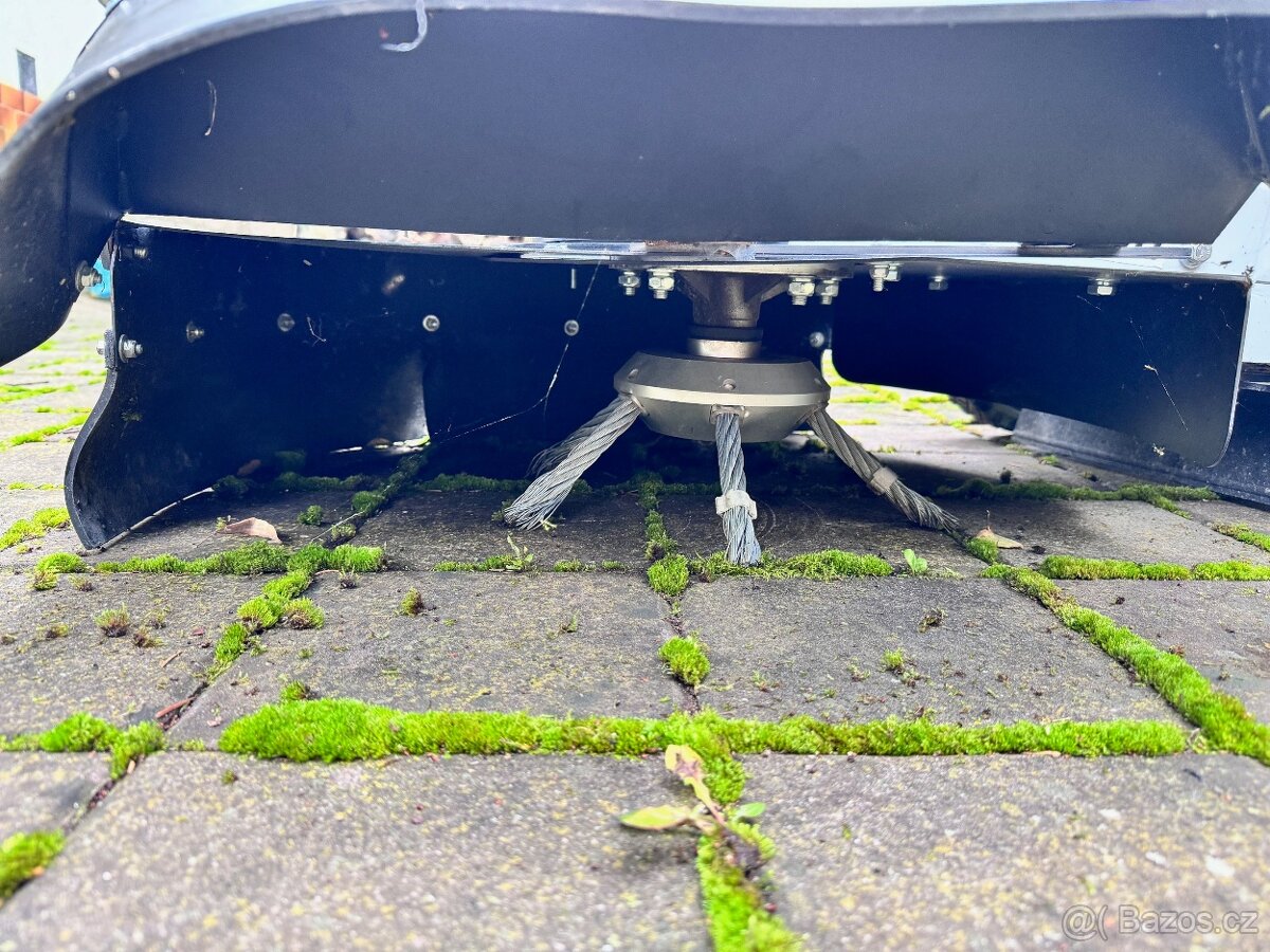 Profesionální zametací stroj Lumag WKB-300 - 9