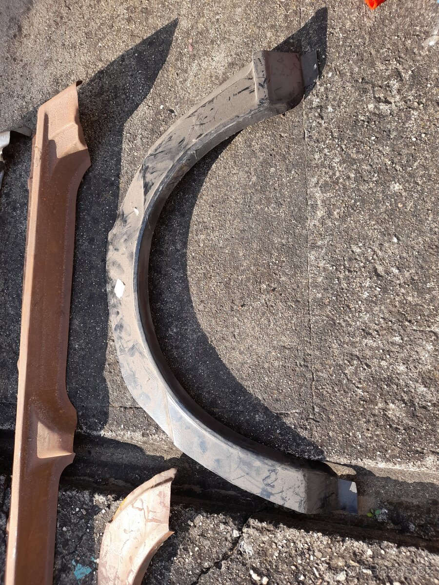 Škoda 105 120M 130M plechy - blatníky, ČELO, PRAHY - 9