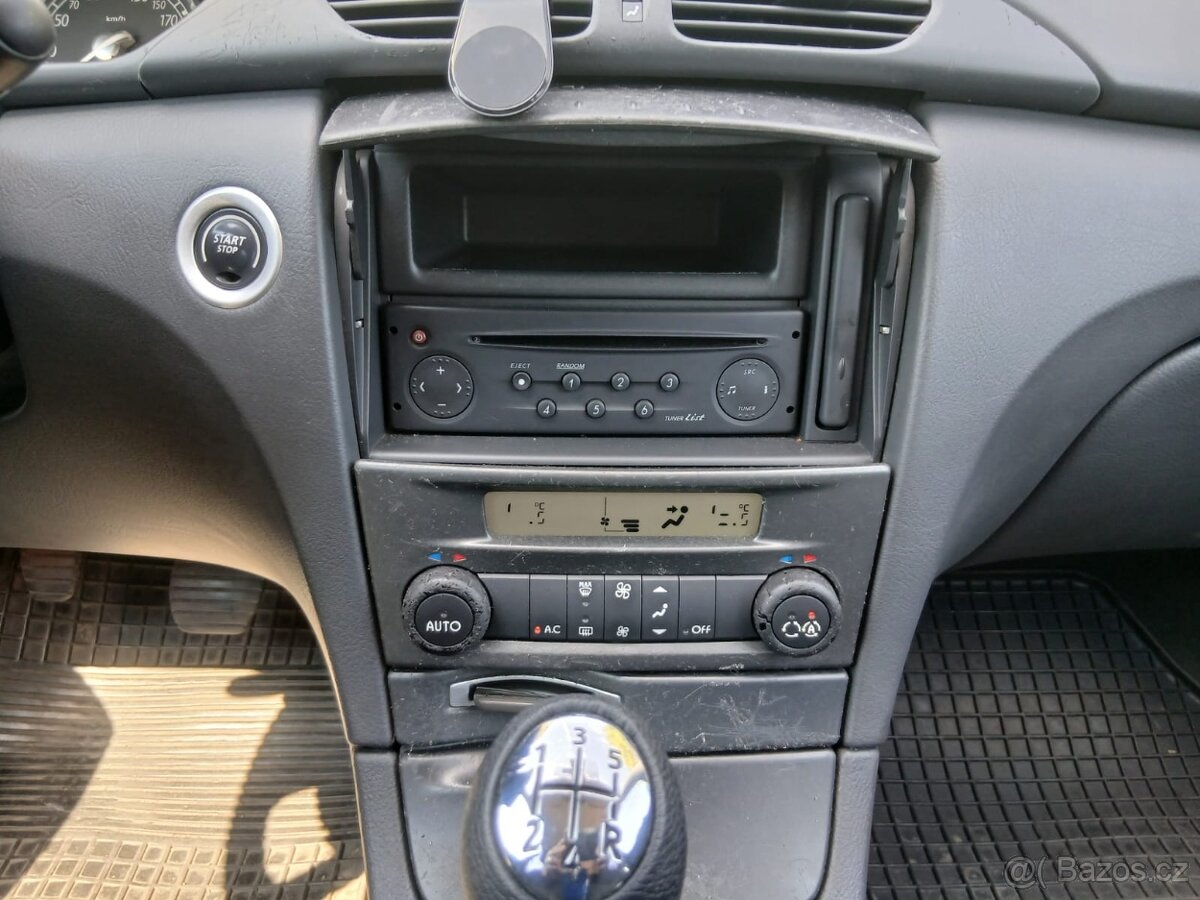 Laguna 1.6 Liftback - 9