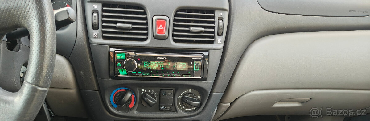 Nissan Almera (Hatchback) - 9