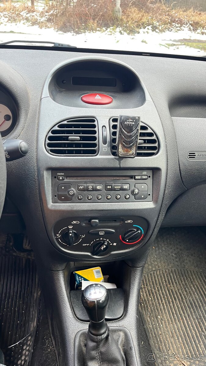 Peugeot 206 SW 1.4i - 9