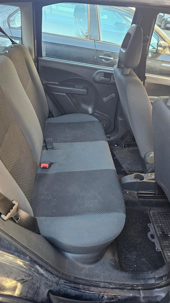 Fiat Panda / 1.1 / STK do 7/2026 / R.v. 2010. - 9