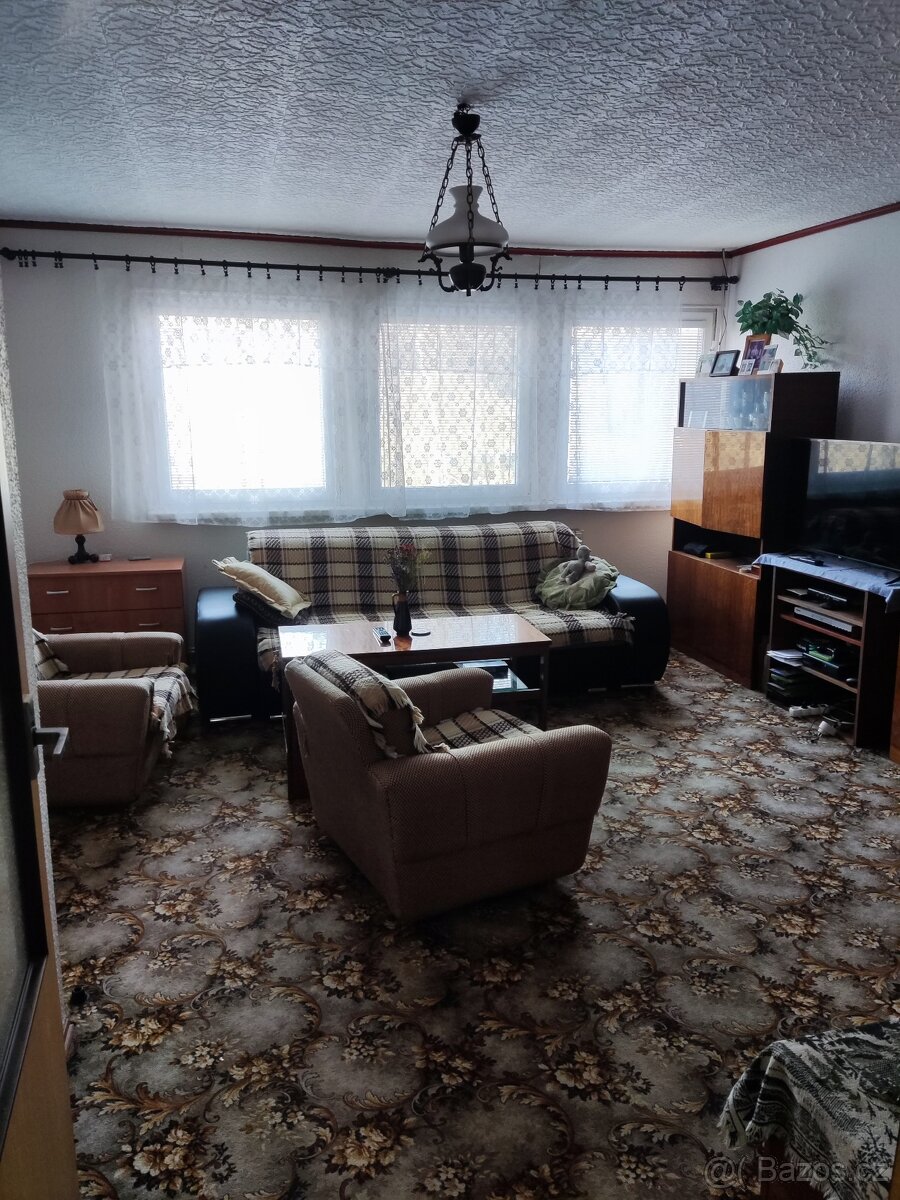 Rodinný řadový dům "Okál" - 9