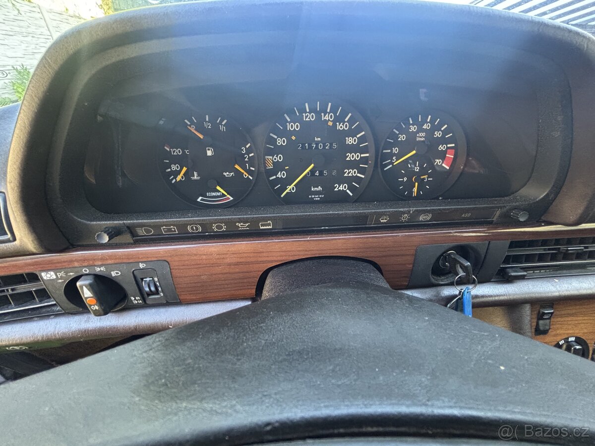 Mercedes Benz SE 300 - 9