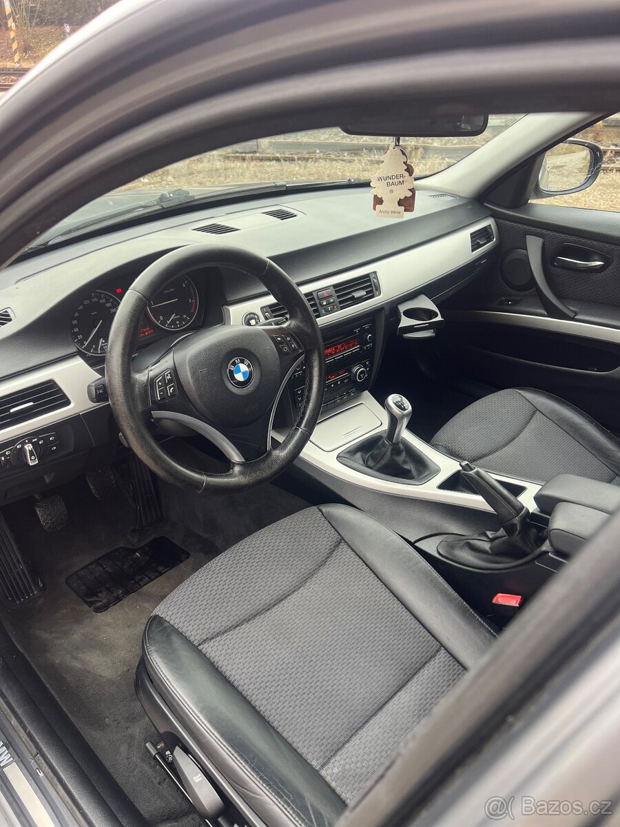 BMW e91 320xd - 9