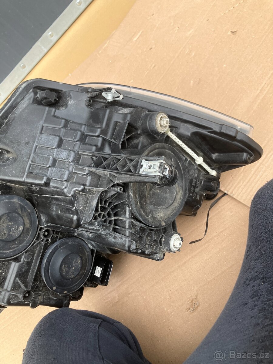 Predni leve svetlo vw crafter 17- levy - 9