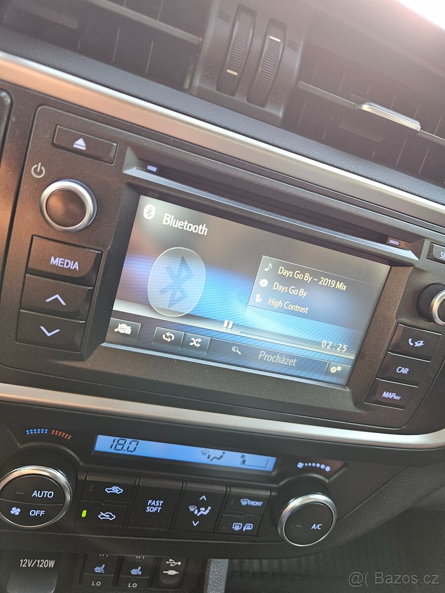 Toyota Auris Ts 2.0D - 9