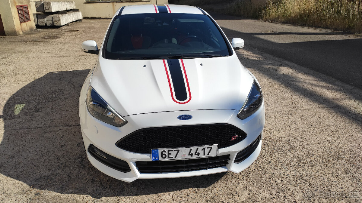 Ford Focus ST 2.0 184kW Odpočet DPH - 9