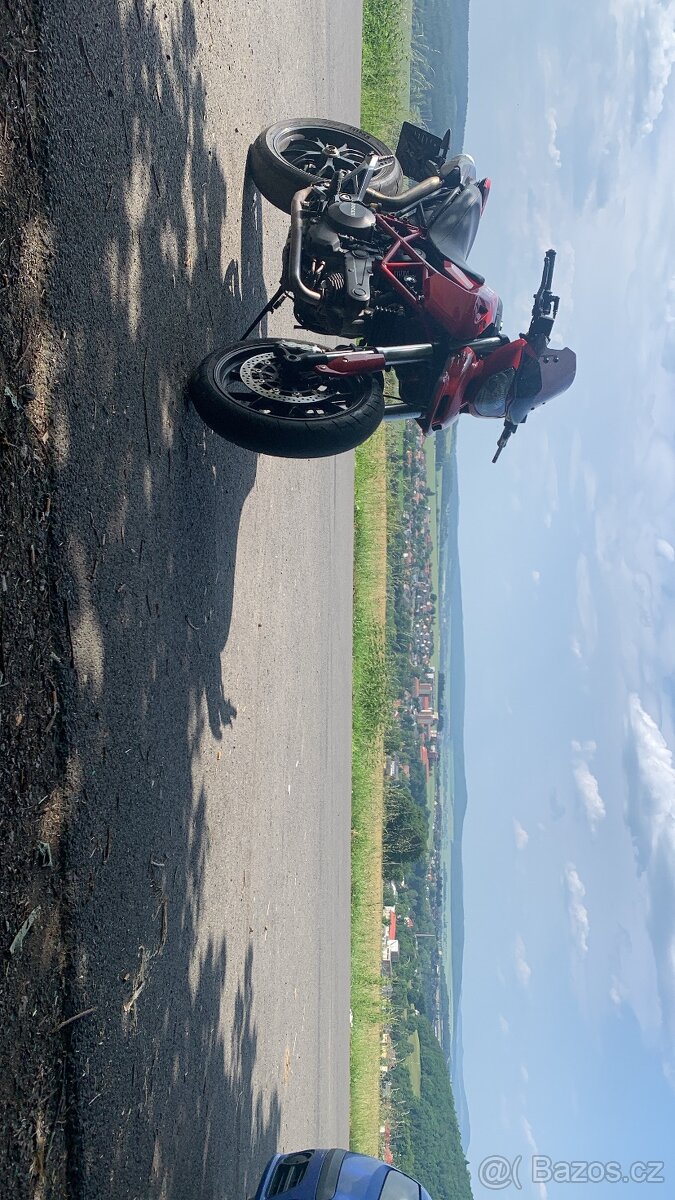 Ducati Hypermotard 796 - 9