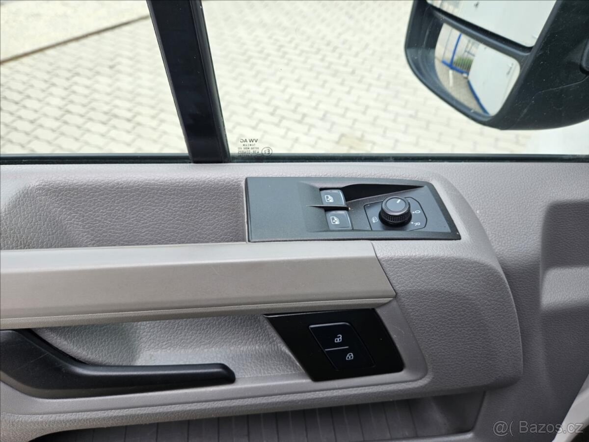 Volkswagen Crafter 2.0 TDI 103 KW L2H2 č.66. - 9