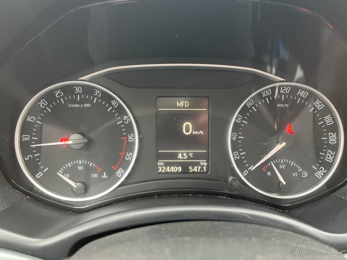 Škoda Octavia 1.6 TDi • 7/2011 • 77kw • 2 sady kol - 9