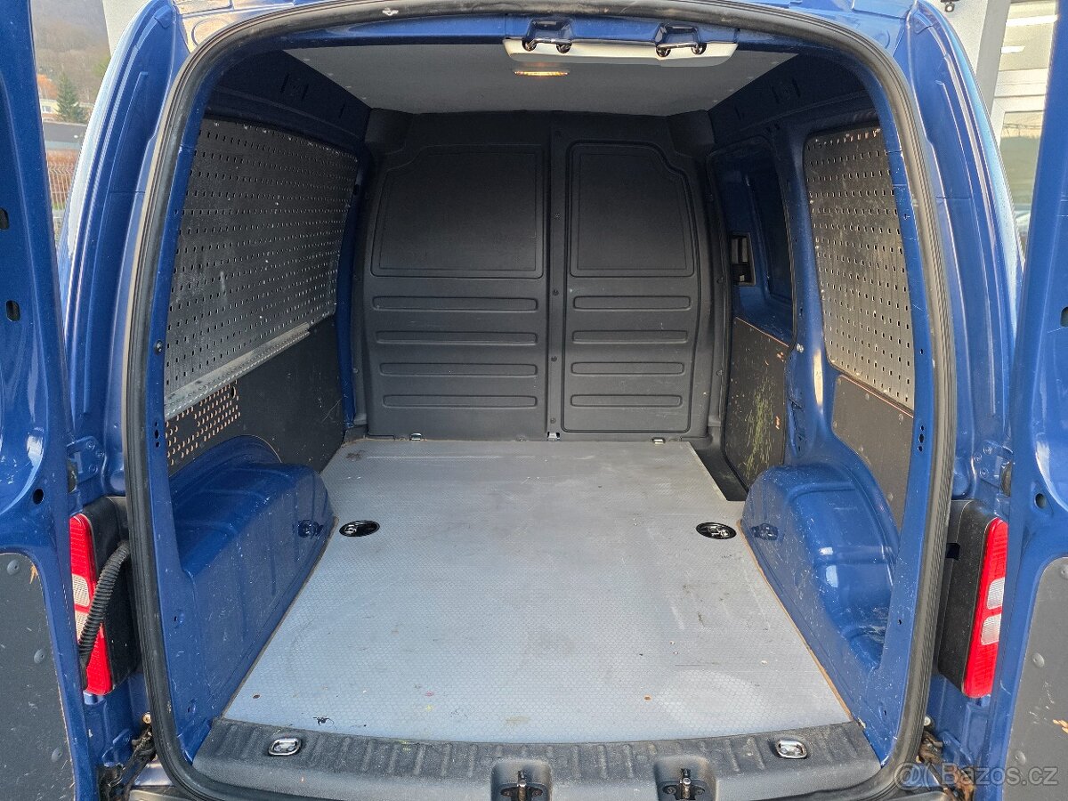 VW Caddy 2.0TDI 81kW 4x4 ČR NOVÉ 1.majitel - 9
