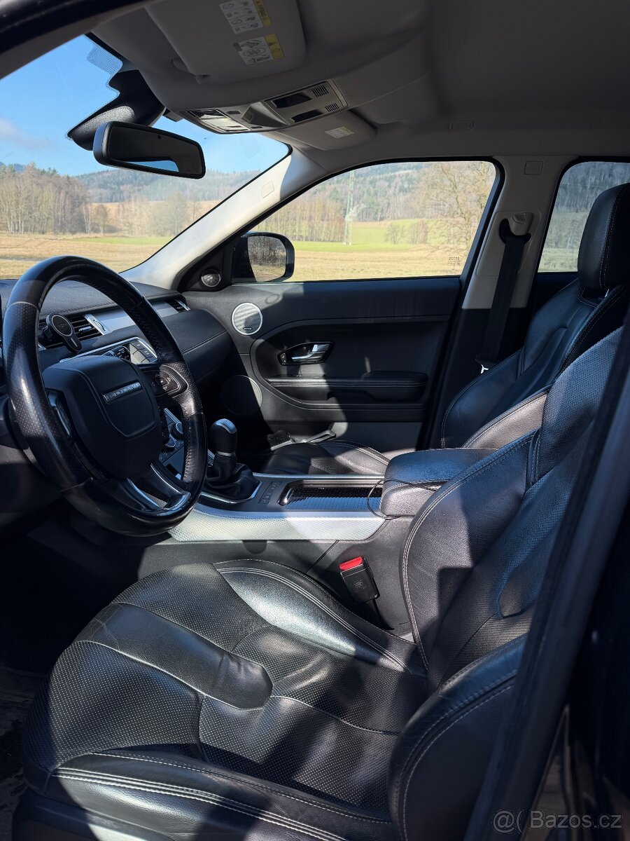 Range Rover Evoque 2.2 SD4 / 140KW / BLACK EDITION / MANUÁL - 9