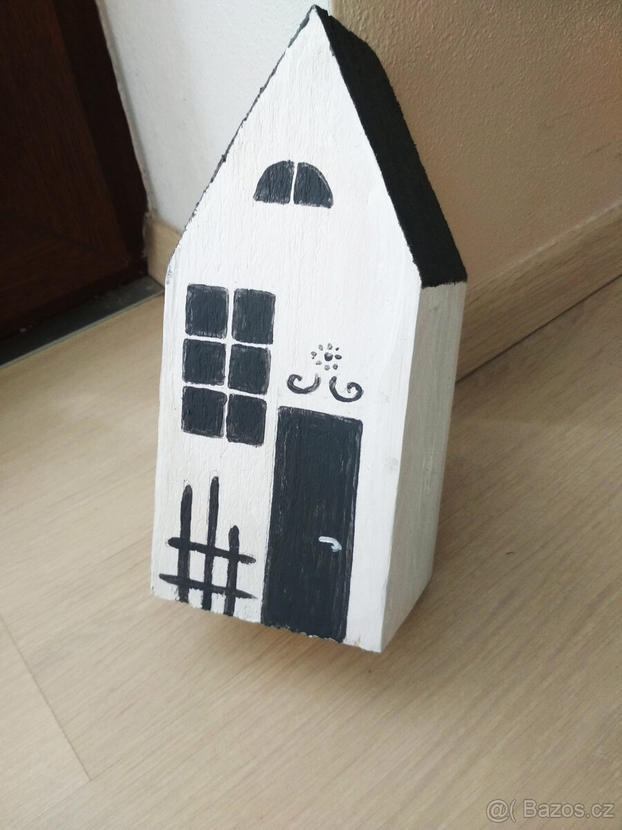 Dřevěné domečky dekorace - 9