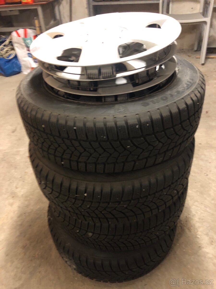 Zimní komplety 185/60/R15 - 9