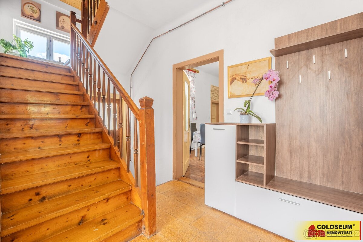 Šumná, RD 3+1, 150 m², zahrada, hospodářská budova, garáž – - 9