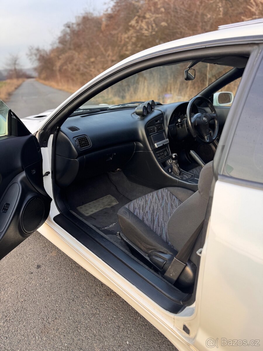 Toyota Celica GT-Four ST205 - Japan Spec - 9