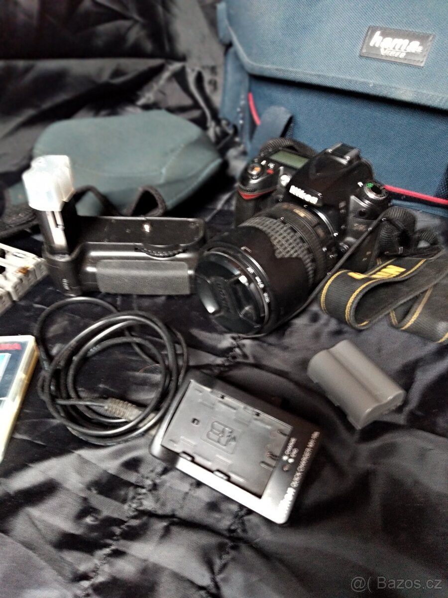 Nikon D90 18-105 VR Kit - 9